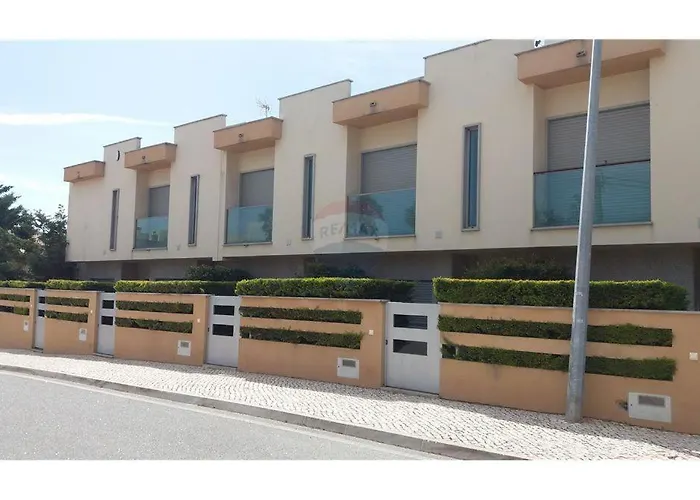 Casa *
