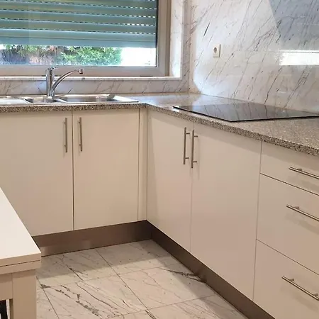 펜션 Casa Patroves