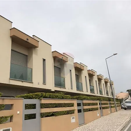 Casa *